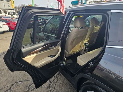 Used 2021 BMW X3 xDrive30i AWD/4WD image 10