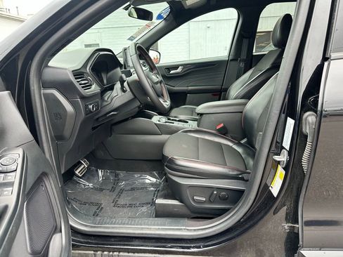 Used 2024 Ford Escape ST-Line image 16