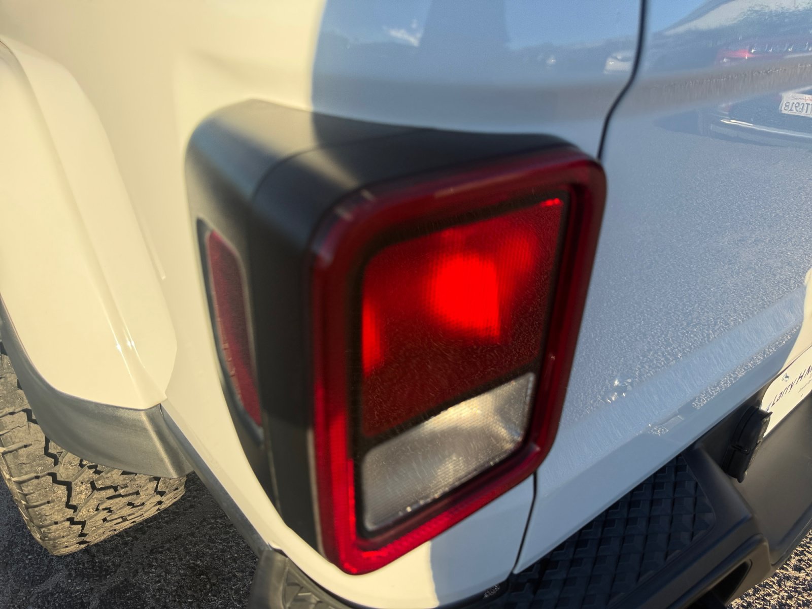Used 2021 Jeep Gladiator Sport AWD/4WD image 31