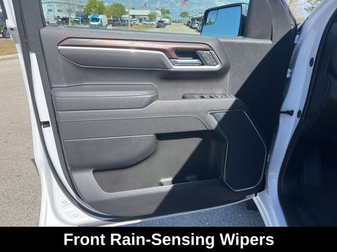 Used 2025 GMC Sierra 1500 SLT image 37