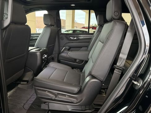 Used 2024 GMC Yukon Denali w/ LPO, Floor Liner Package image 19