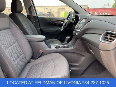 Used 2021 Chevrolet Equinox LT FWD image 26