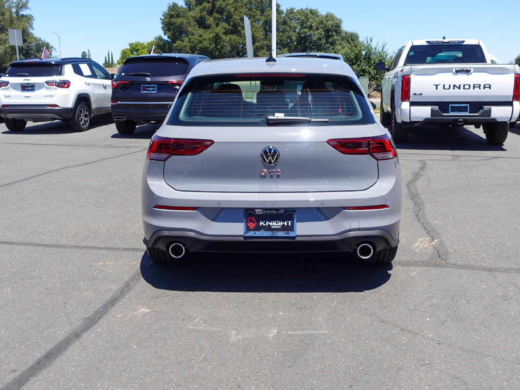 New 2026 Volkswagen GTI SE FWD image 8