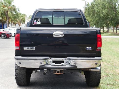 Used 2006 Ford F250 Lariat AWD/4WD image 23