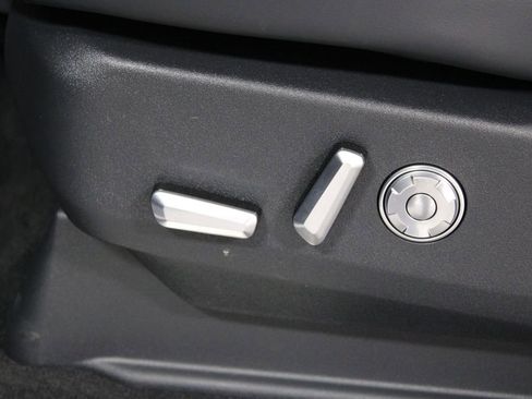 New 2026 Lincoln Navigator Reserve AWD/4WD image 22