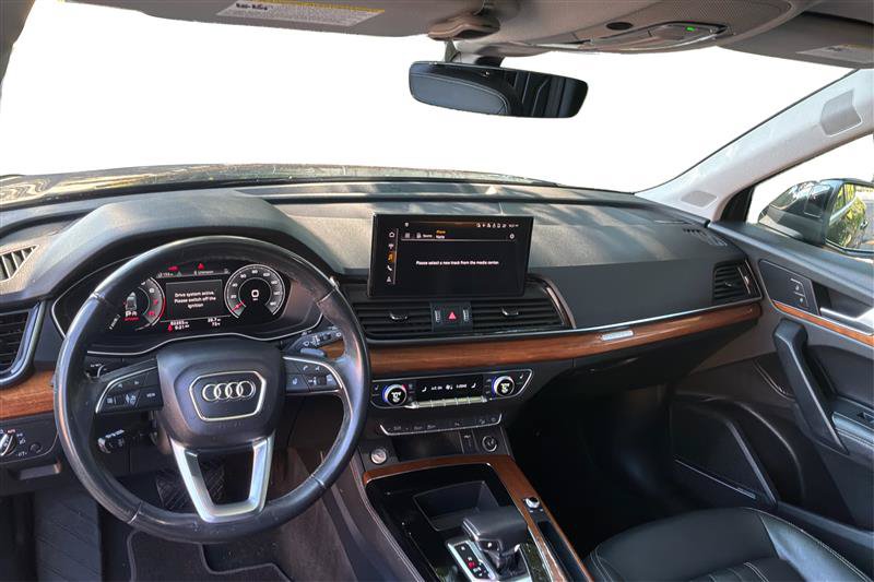 Used 2023 Audi Q5 2.0T Premium Plus AWD/4WD image 27