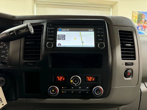 Used 2018 Nissan NV 3500 SL RWD image 44