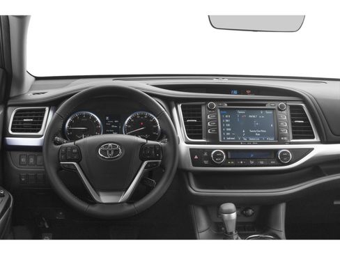 Used 2019 Toyota Highlander XLE image 7