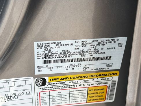 Used 2024 Ford Expedition Limited image 46