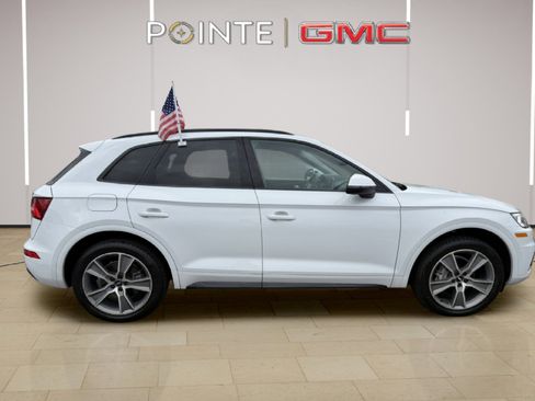 Used 2019 Audi Q5 2.0T Premium Plus w/ Premium Plus Package image 10