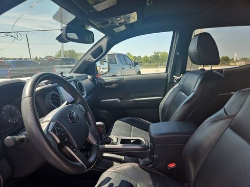 Used 2020 Toyota Tacoma TRD Pro AWD/4WD image 19