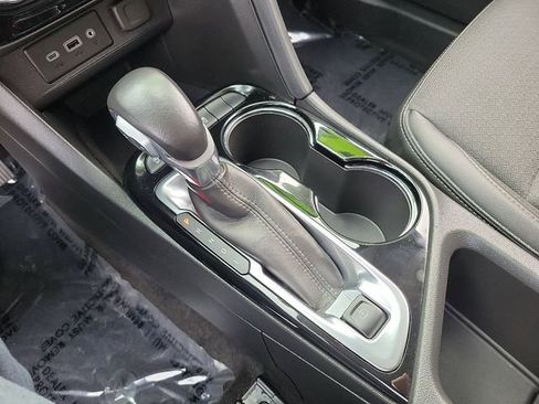 Used 2022 Buick Encore GX Select image 17