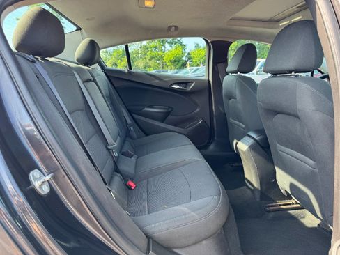 Used 2016 Chevrolet Cruze LT w/ LT True North Edition FWD image 17