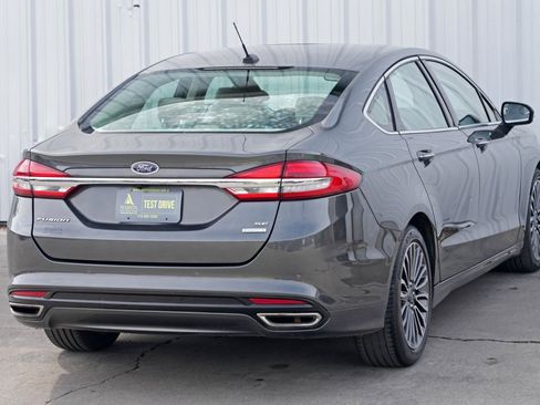 Used 2017 Ford Fusion SE w/ Fusion SE Technology Package image 45