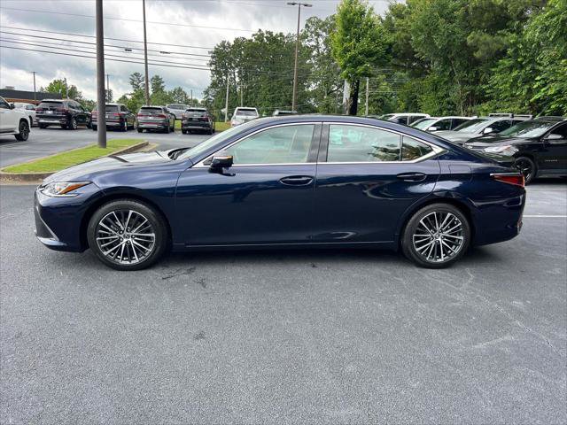 Certified 2025 Lexus ES 300h w/ Premium Package FWD image 9