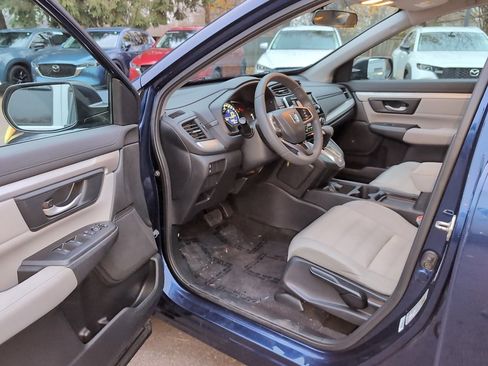 Used 2017 Honda CR-V LX image 11