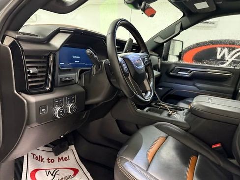 Certified 2025 GMC Sierra 2500 AT4 w/ AT4 Premium Plus Package image 12