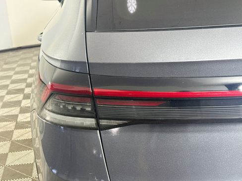 Used 2025 Volkswagen Taos S FWD image 36