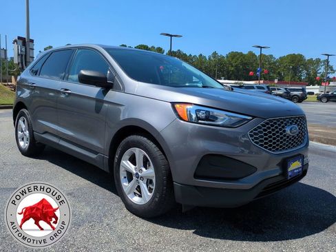 Certified 2024 Ford Edge SE image 1