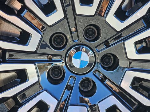 New 2026 BMW 740i w/ Executive Package image 11