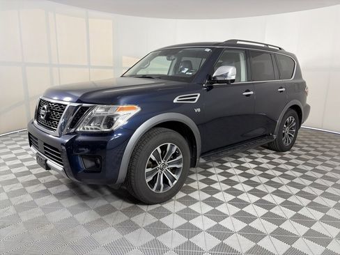 Used 2018 Nissan Armada SL w/ Moonroof Package image 3