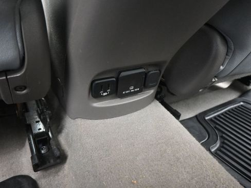 Used 2018 Chevrolet Malibu LT image 17