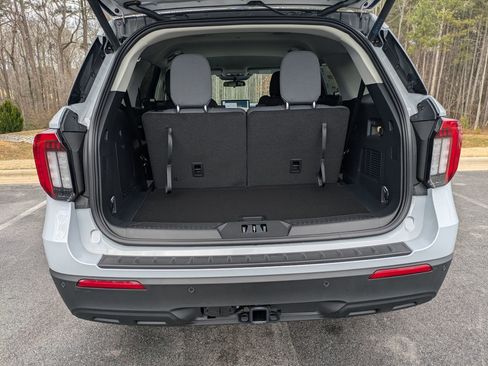 New 2026 Ford Explorer Active image 29