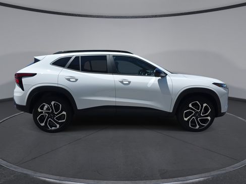 New 2026 Chevrolet Trax RS w/ Driver Confidence Package FWD image 14