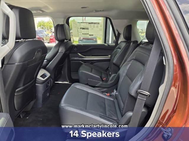 New 2027 Lincoln Navigator Premiere AWD/4WD image 10