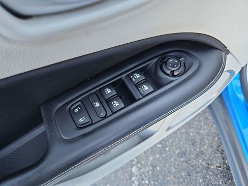 Used 2020 Jeep Compass Latitude image 27