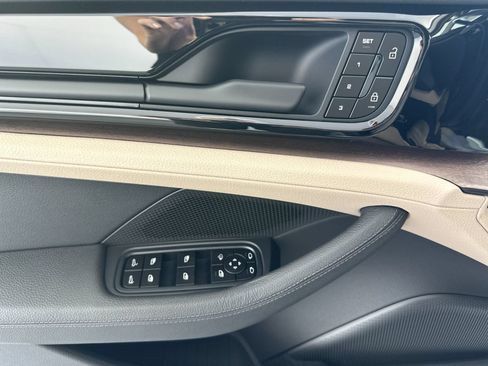 New 2026 Porsche Panamera 4 AWD/4WD image 12