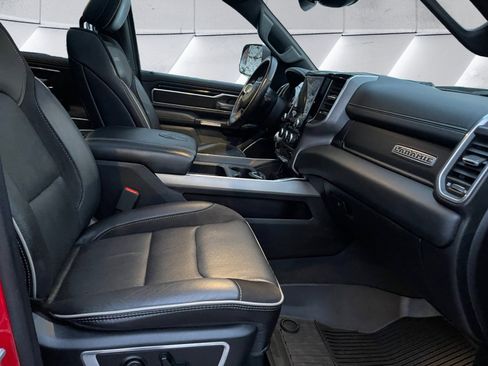 Used 2021 RAM 1500 Laramie w/ Night Edition image 16