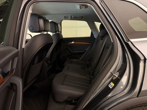 Certified 2023 Audi Q5 2.0T Premium w/ Convenience Package image 15