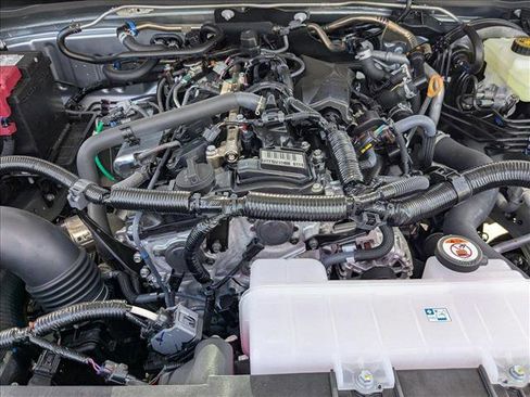 New 2025 Toyota Tacoma SR5 image 15