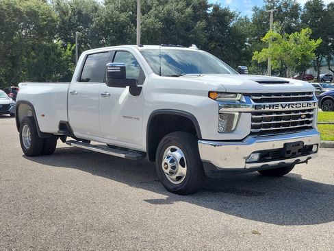 Used 2022 Chevrolet Silverado 3500 LTZ w/ LTZ Plus Package AWD/4WD image 3