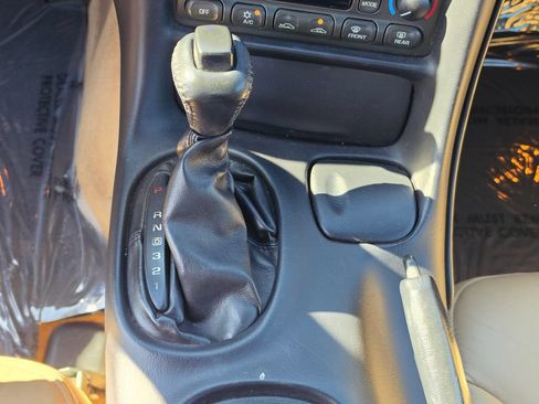 Used 2003 Chevrolet Corvette Convertible w/ Preferred Equipment Group1 RWD image 24