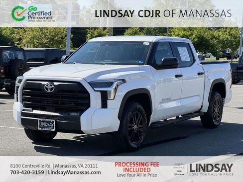 Used 2022 Toyota Tundra SR5 AWD/4WD image 4