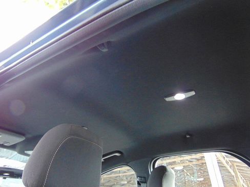 Used 2018 Ford Focus ST image 20