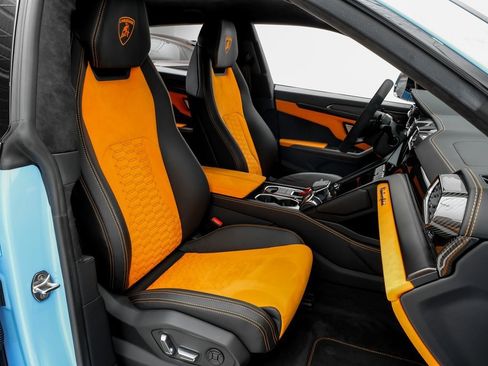 Used 2022 Lamborghini Urus image 33