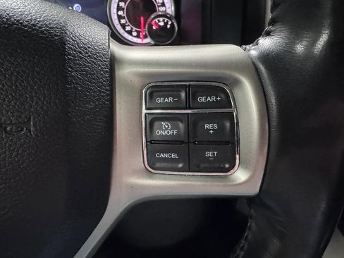 Used 2014 RAM 1500 Laramie w/ Convenience Group AWD/4WD image 22