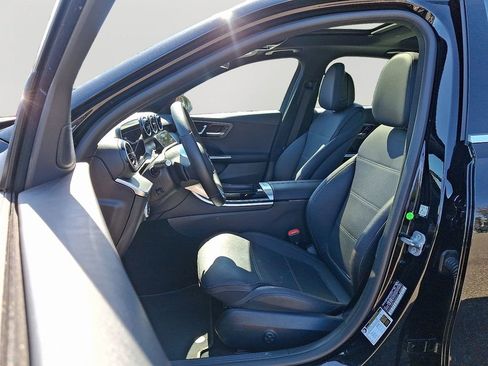 Used 2025 Mercedes-Benz C 300 4MATIC Sedan image 14