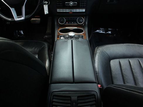 Used 2013 Mercedes-Benz CLS 550 w/ Premium I Pkg image 27