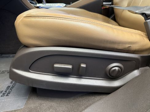 Used 2016 Buick Enclave Premium w/ Experience Buick Package image 12