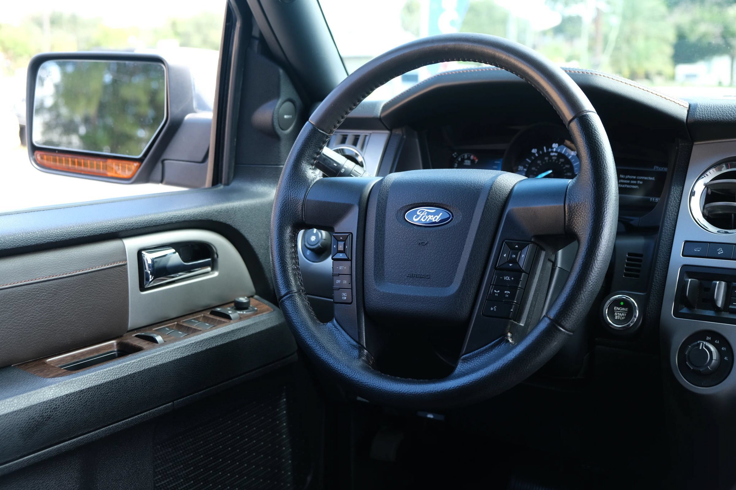 Used 2017 Ford Expedition EL King Ranch AWD/4WD image 29