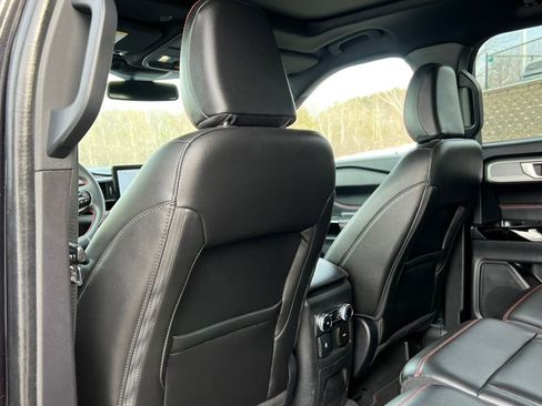 Certified 2022 Ford Explorer ST-Line w/ Class IV Trailer Tow Package image 36