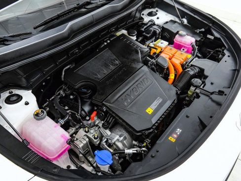 Used 2024 Kia Niro LX image 45