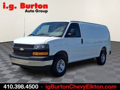 New 2026 Chevrolet Express 2500 w/ Driver Convenience Package RWD image 2