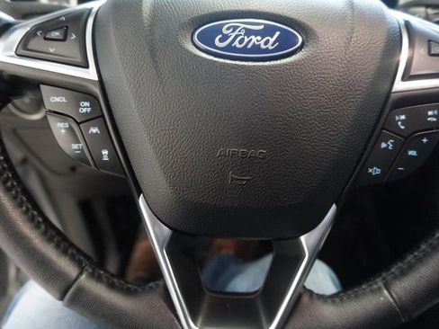 Used 2021 Ford Edge SEL w/ Convenience Package image 14