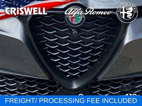New 2024 Alfa Romeo Tonale Veloce image 11