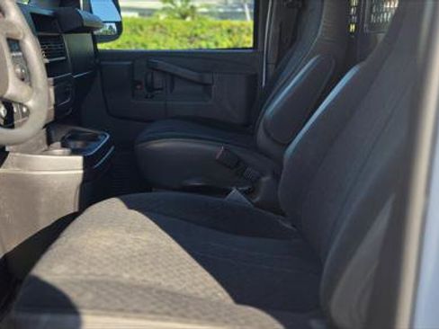 Used 2020 Chevrolet Express 2500 2500 CARGO VAN w/ Driver Convenience Package image 12